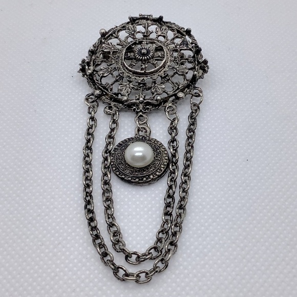 Vintage Style Lapel Pin / Brooch - Picture 2 of 6
